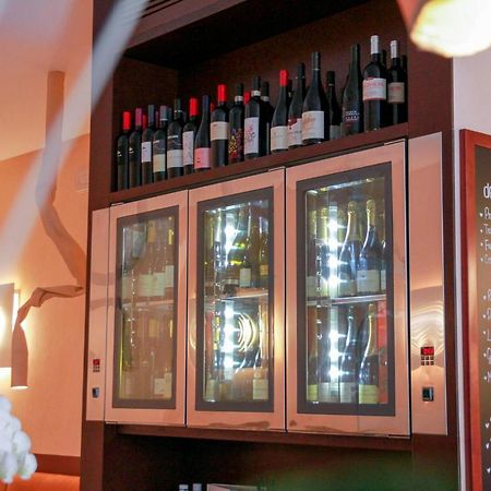 Locanda Mezzosale โกเนลยาโน ภายนอก รูปภาพ